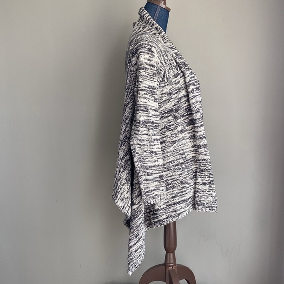 3/$20 Roxy Sweater - Picture 2 of 5